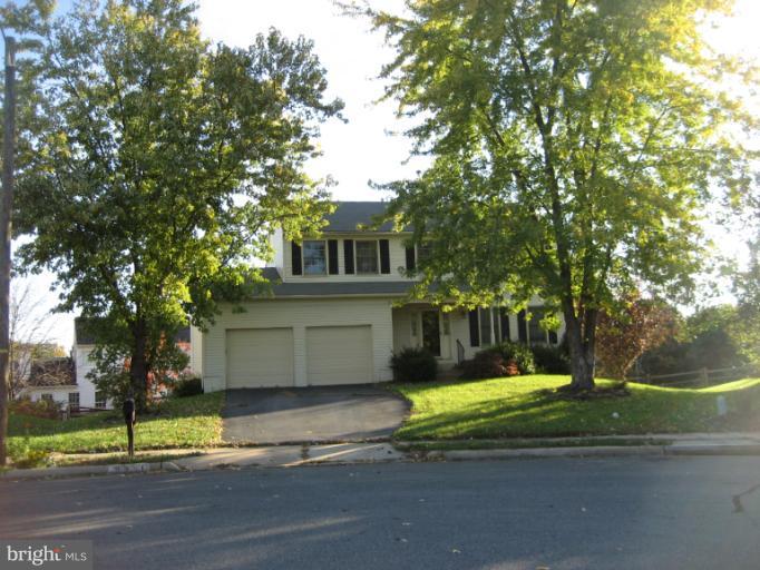 9351 River Crest Road Manassas, VA 20110 - Photo 2 of 11 Exterior (General)