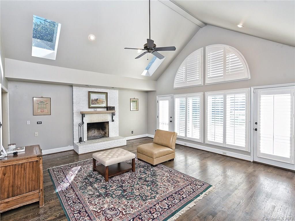 931 Bromley Road Charlotte, NC 28207 - Photo 8 of 27 Gallery Image 8