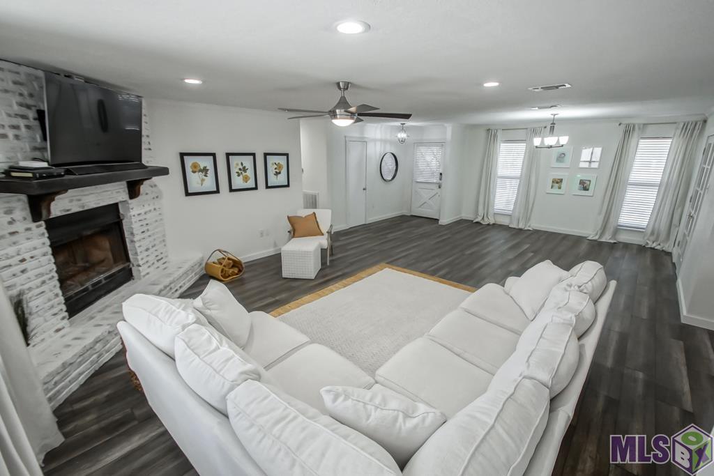 1426 Rue Desiree Baton Rouge, LA 70810 - Photo 3 of 19 Gallery Image 3
