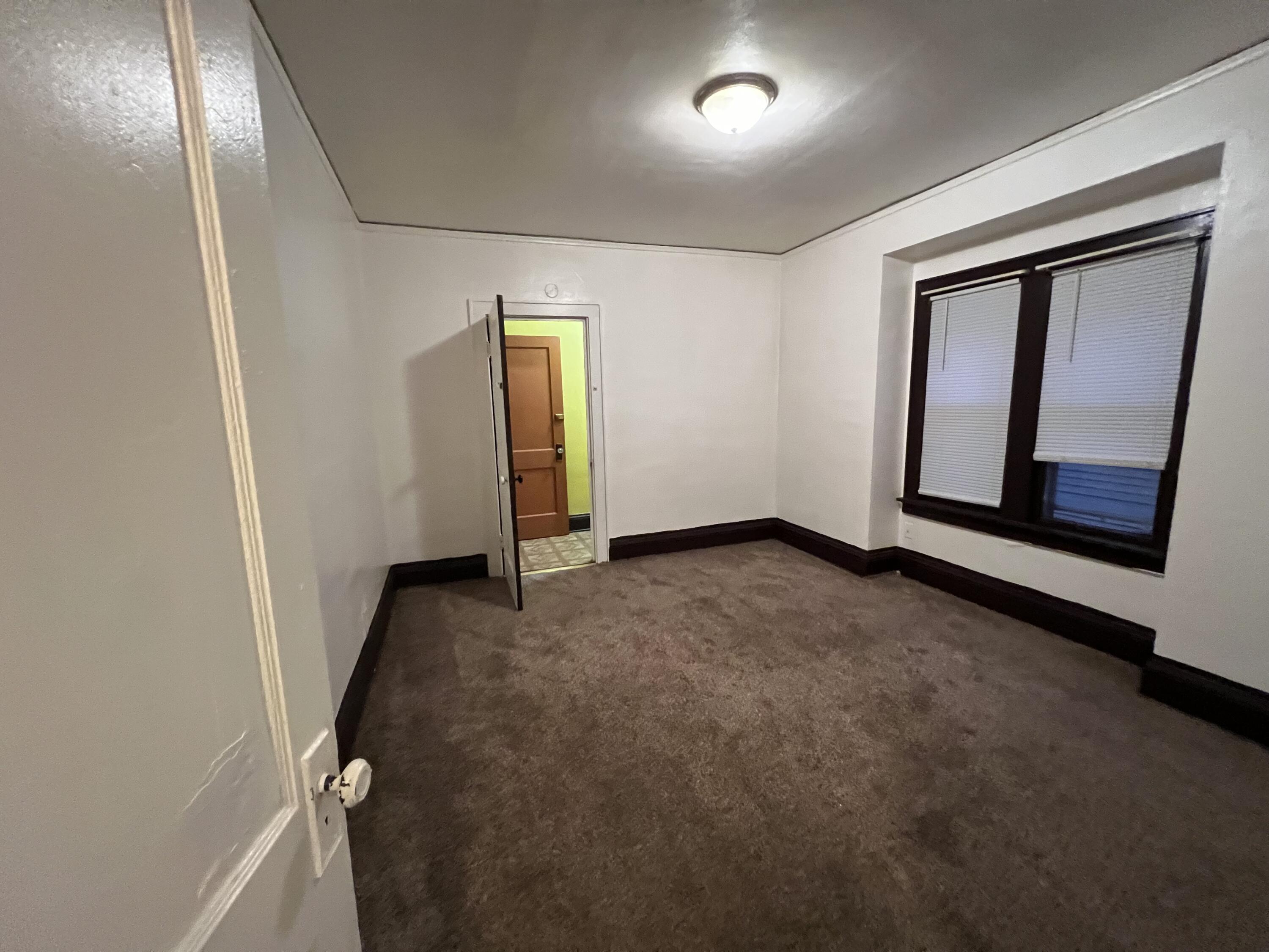 2770 North 39th Street, Unit 2772 Milwaukee, WI 53210 - Photo 11 of 20 Photo Oct 23 2025, 6 07 31 PM