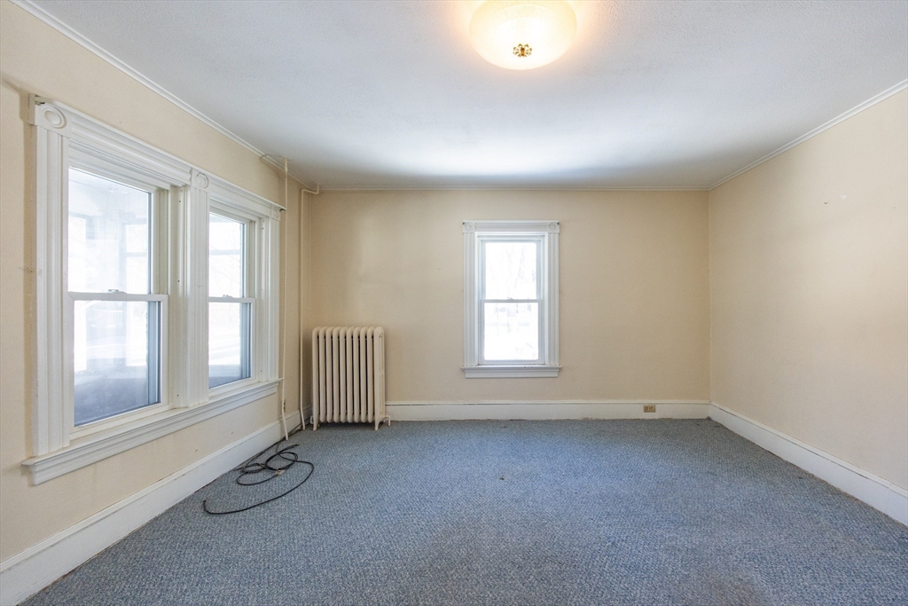 165 Chestnut Street North Attleboro, MA 02760 - Photo 12 of 37