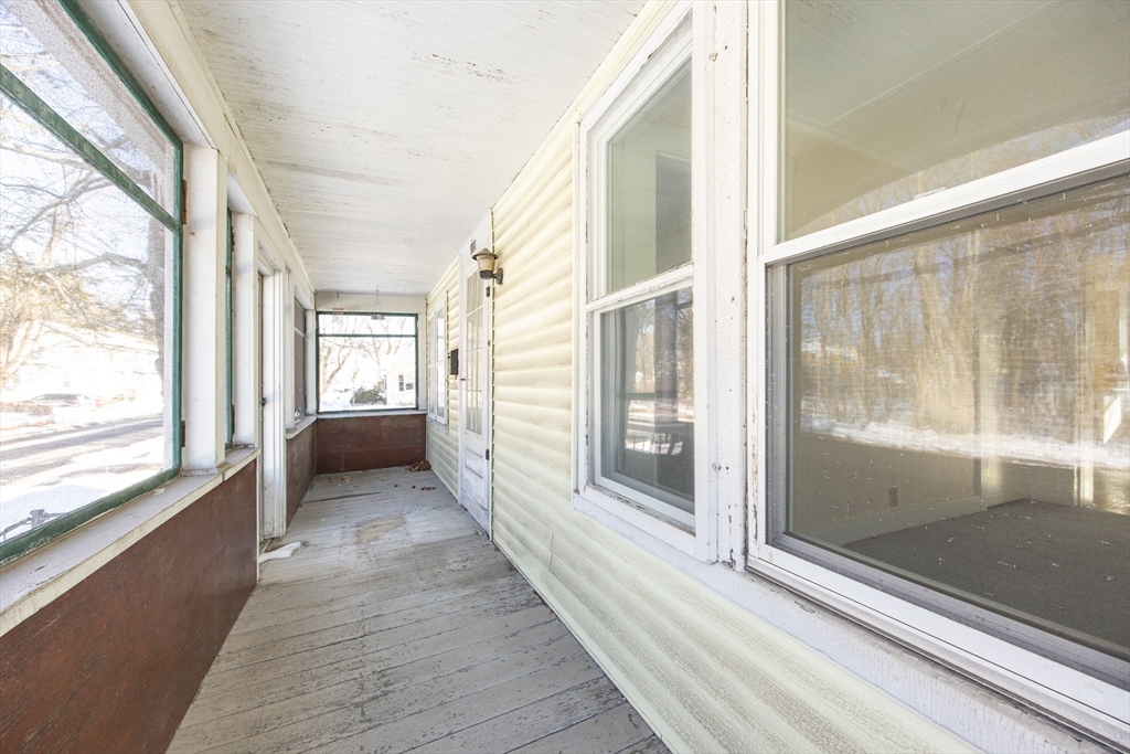 165 Chestnut Street North Attleboro, MA 02760 - Photo 31 of 37