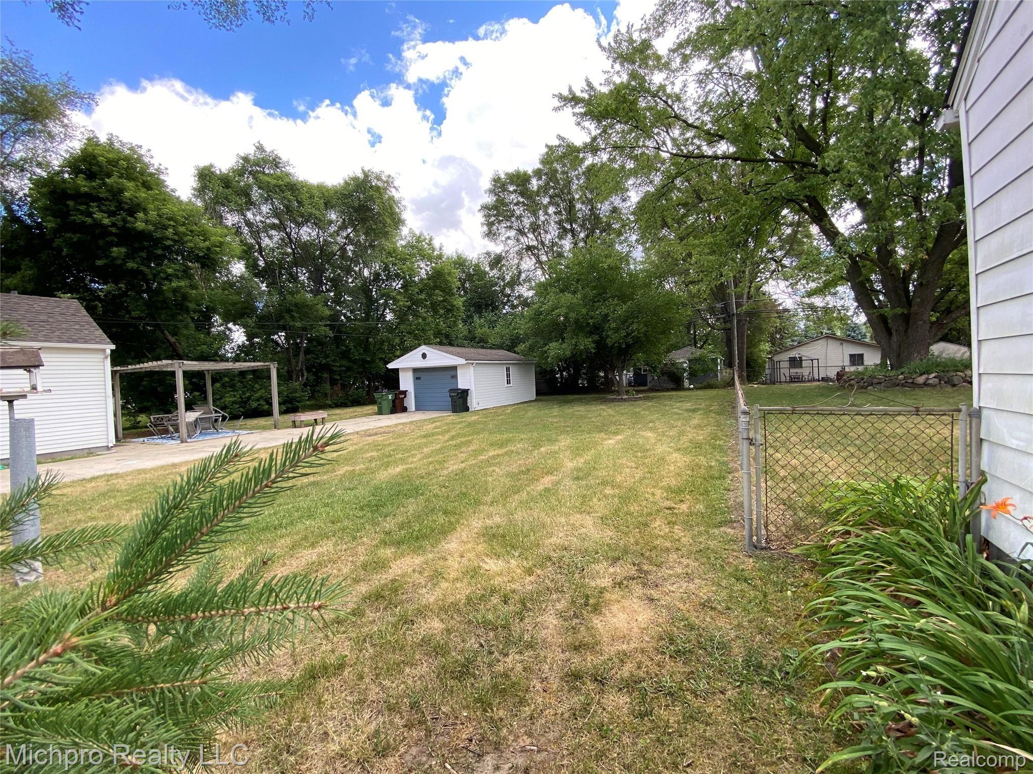 47474 Ryan Road Utica, MI 48317 - Photo 8 of 27 02C801D8-BED4-41A1-83DE-3C10EF81228F.jpeg