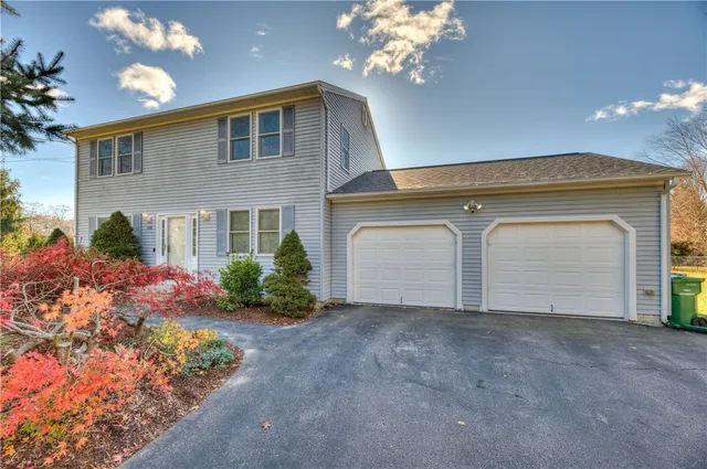 $685,000 | 918 Saugatucket Road, South Kingstown, RI 02879