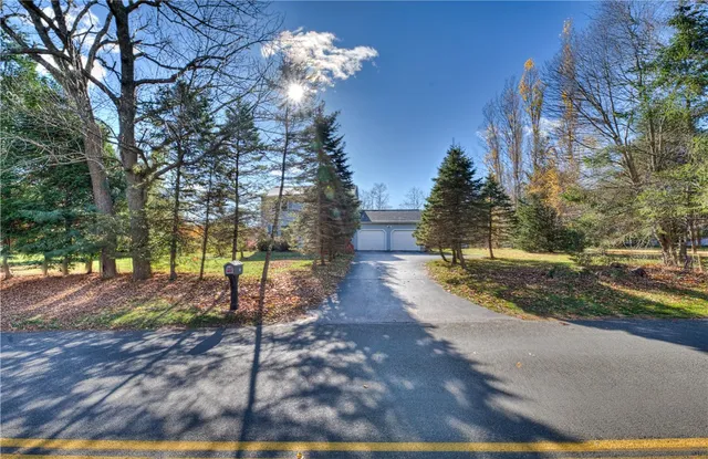 $685,000 | 918 Saugatucket Road, South Kingstown, RI 02879