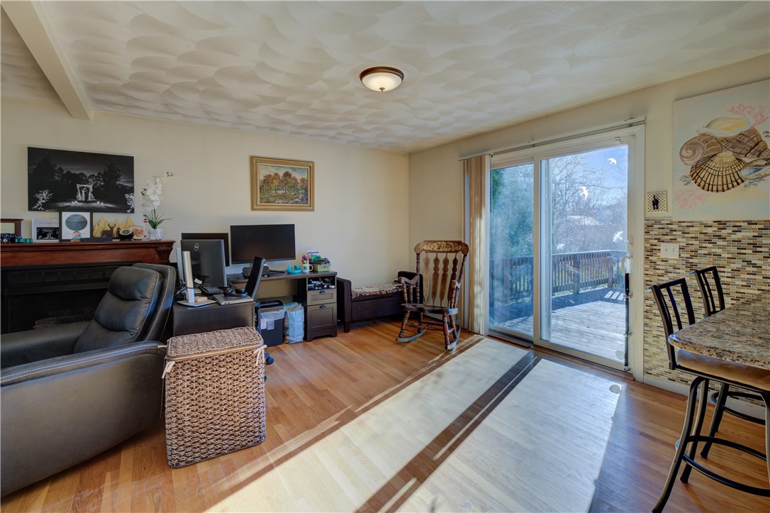 918 Saugatucket Road South Kingstown, RI 02879 - Photo 7 of 42