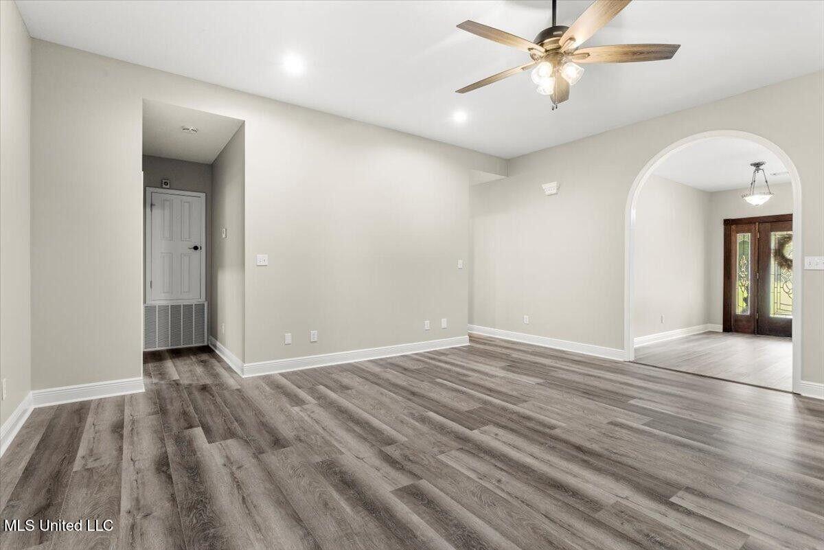 535 Graves Road Ellisville, MS 39437 - Photo 19 of 47 20260128225551536751000000-o