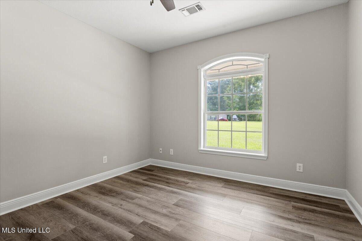 535 Graves Road Ellisville, MS 39437 - Photo 29 of 47 20260128225552298574000000-o