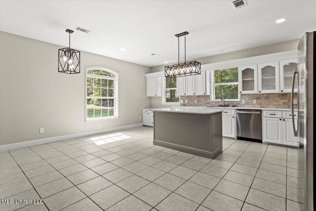 535 Graves Road Ellisville, MS 39437 - Photo 10 of 47 20260128225550714769000000-o