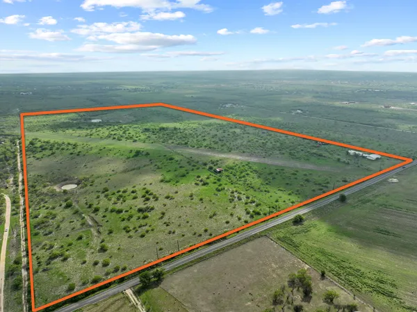 $9,100,000 | 14104 Hokanson Road, Del Valle, TX 78617