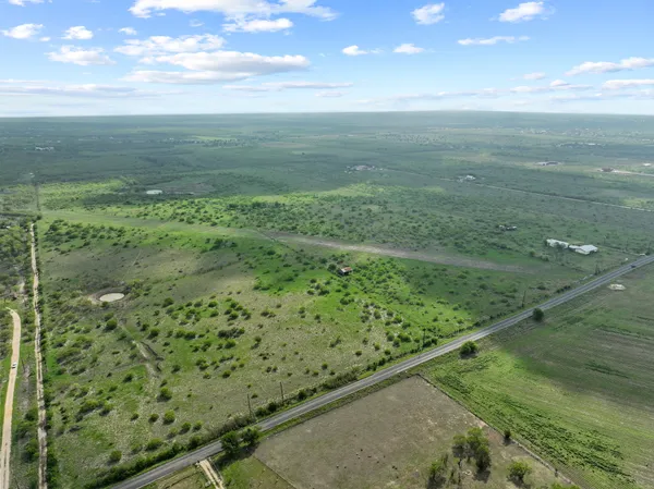 $9,100,000 | 14104 Hokanson Road, Del Valle, TX 78617