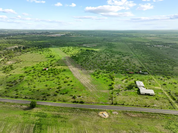 $9,100,000 | 14104 Hokanson Road, Del Valle, TX 78617