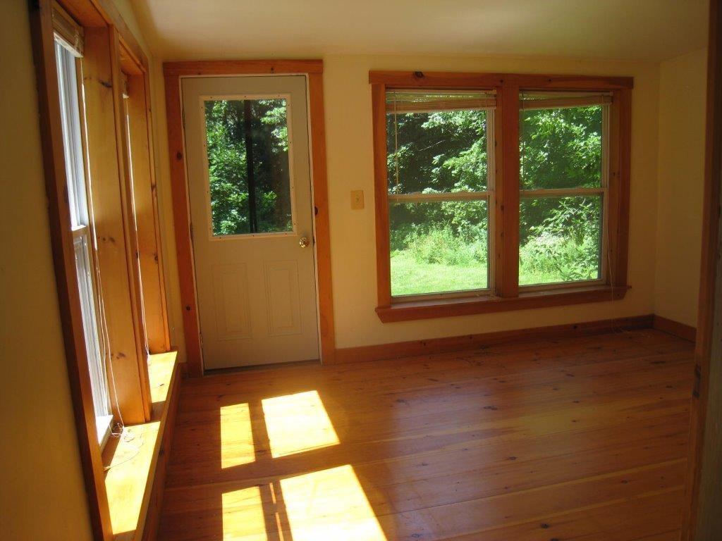 139 Dr Mann Road Augusta, ME 04330 - Photo 10 of 19 Sunroom