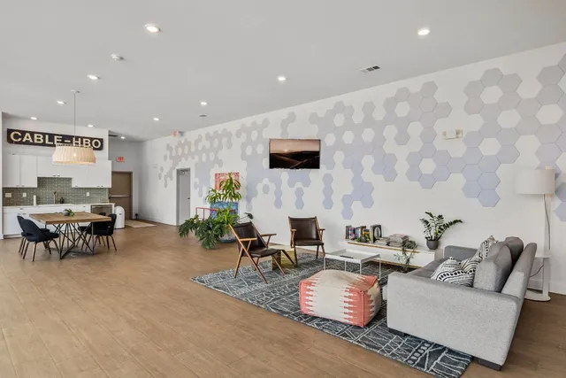 $375,000 | 4361 South Congress Avenue, Unit 636, Austin, TX 78745