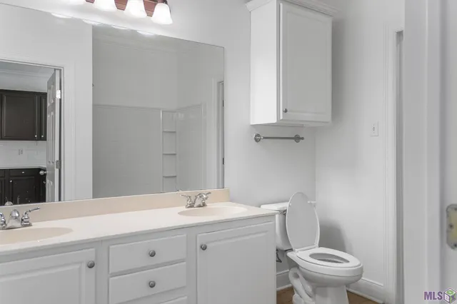 $1,850 | 10600 Lakes Boulevard, Unit 305, Baton Rouge, LA 70810