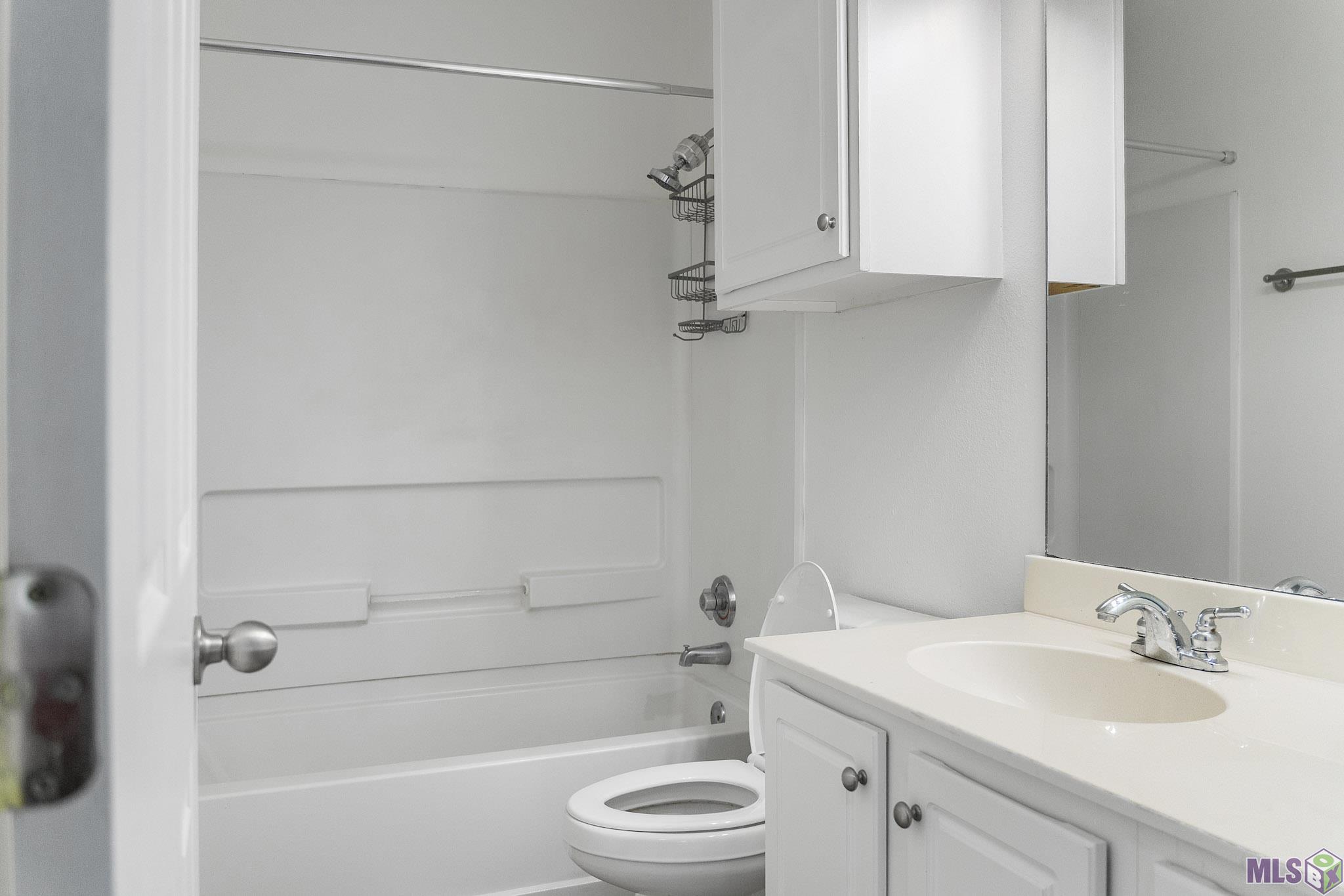 10600 Lakes Boulevard, Unit 305 Baton Rouge, LA 70810 - Photo 19 of 33