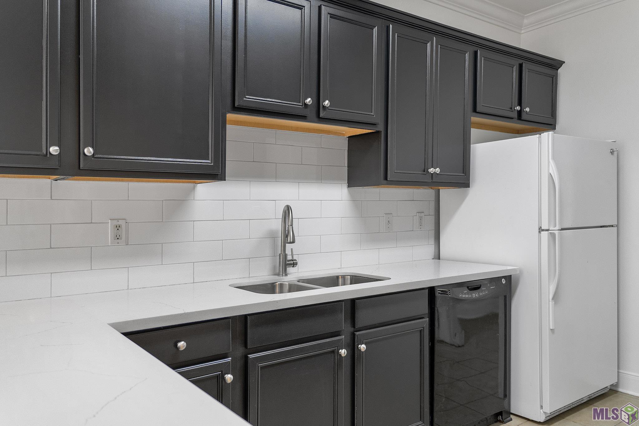 10600 Lakes Boulevard, Unit 305 Baton Rouge, LA 70810 - Photo 6 of 33