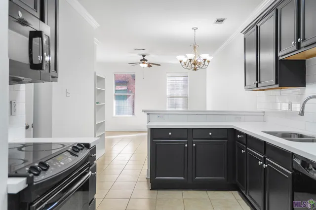 $1,850 | 10600 Lakes Boulevard, Unit 305, Baton Rouge, LA 70810