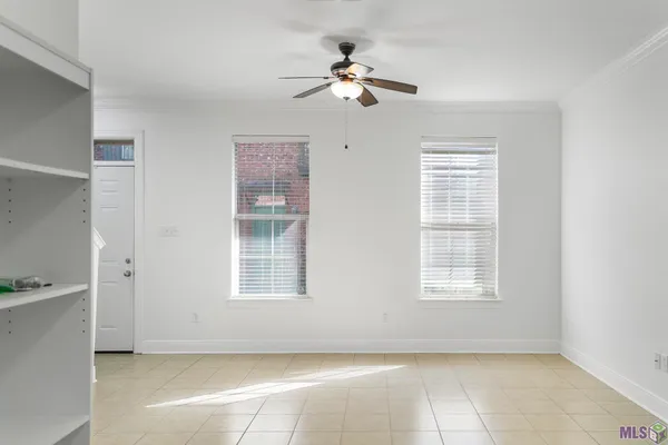 $1,800 | 10600 Lakes Boulevard, Unit 305, Baton Rouge, LA 70810