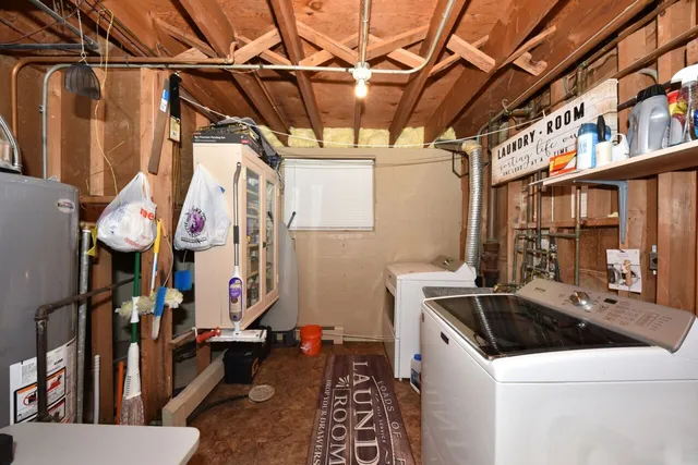 $339,900 | 9525 West Grantosa Drive, Wauwatosa, WI 53222