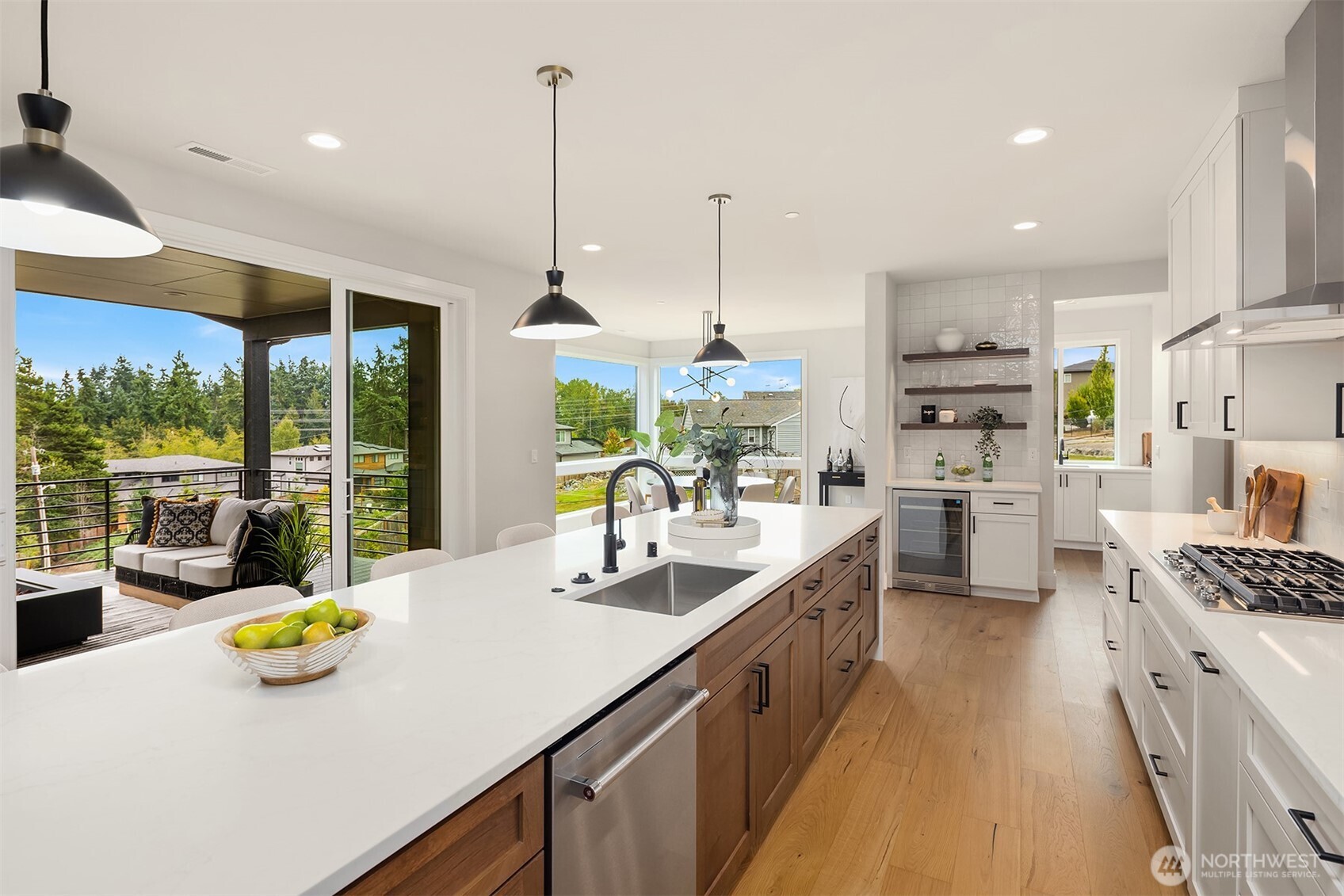 22303 Old Poplar Way Brier, WA 98036 - Photo 8 of 40