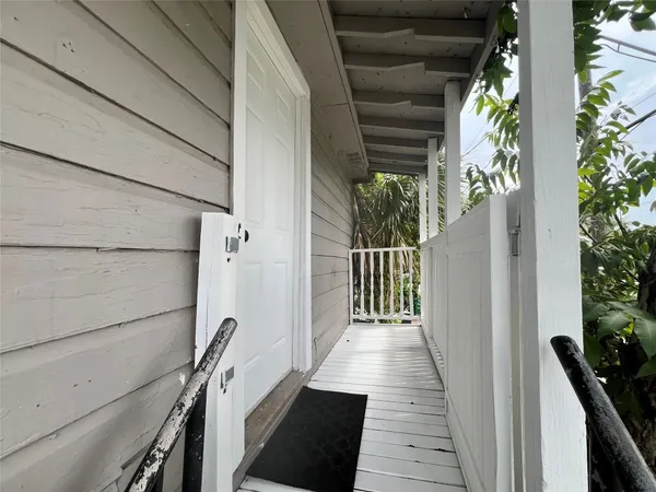 $875 | 1514 West 14th Street, Houston, TX 77008