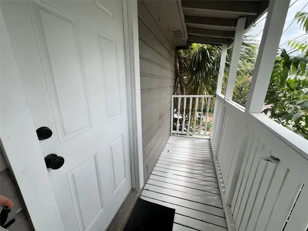 $875 | 1514 West 14th Street, Houston, TX 77008