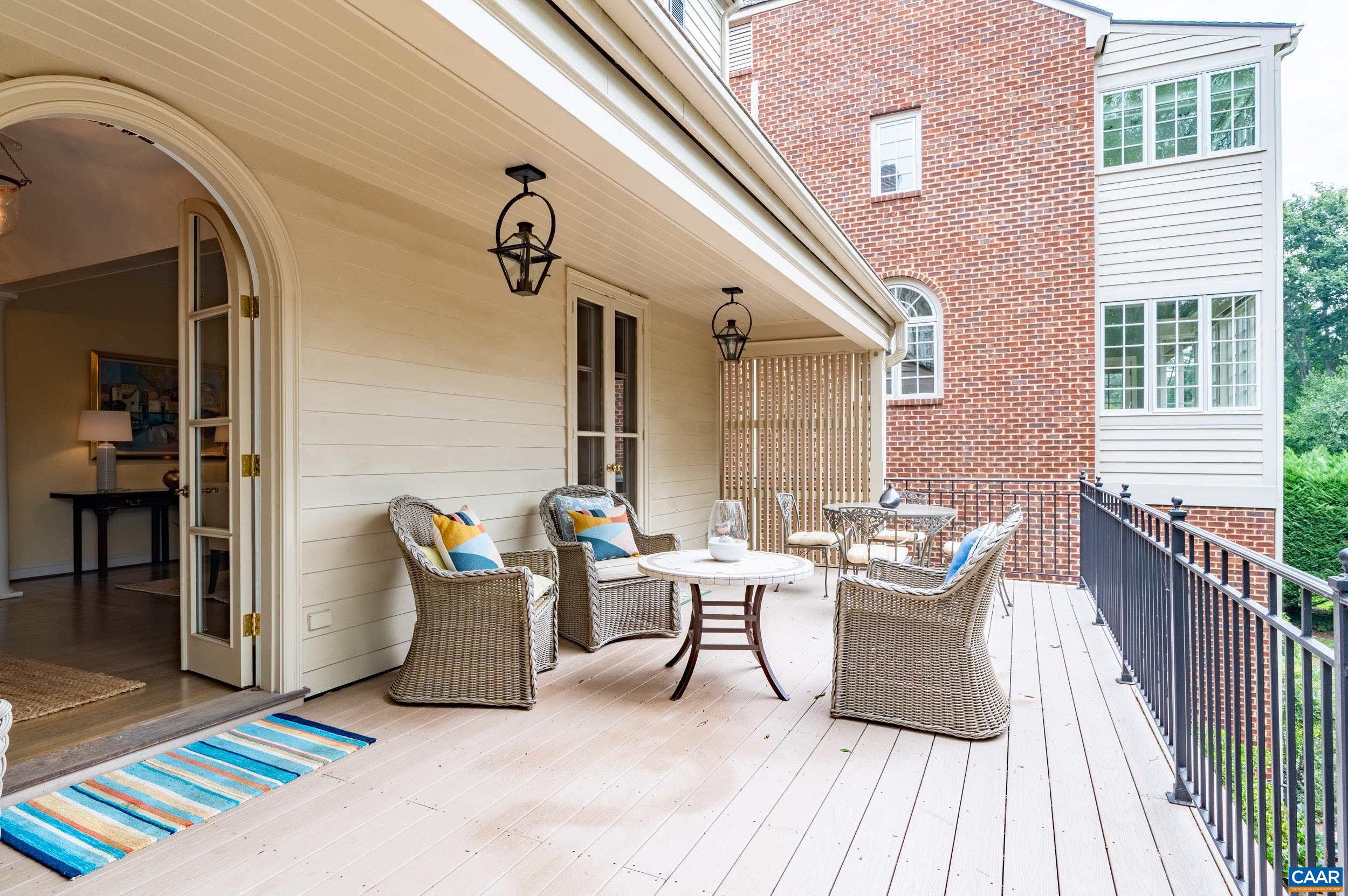 553 Dryden Place Charlottesville, VA 22903 - Photo 10 of 43 Gallery Image 10