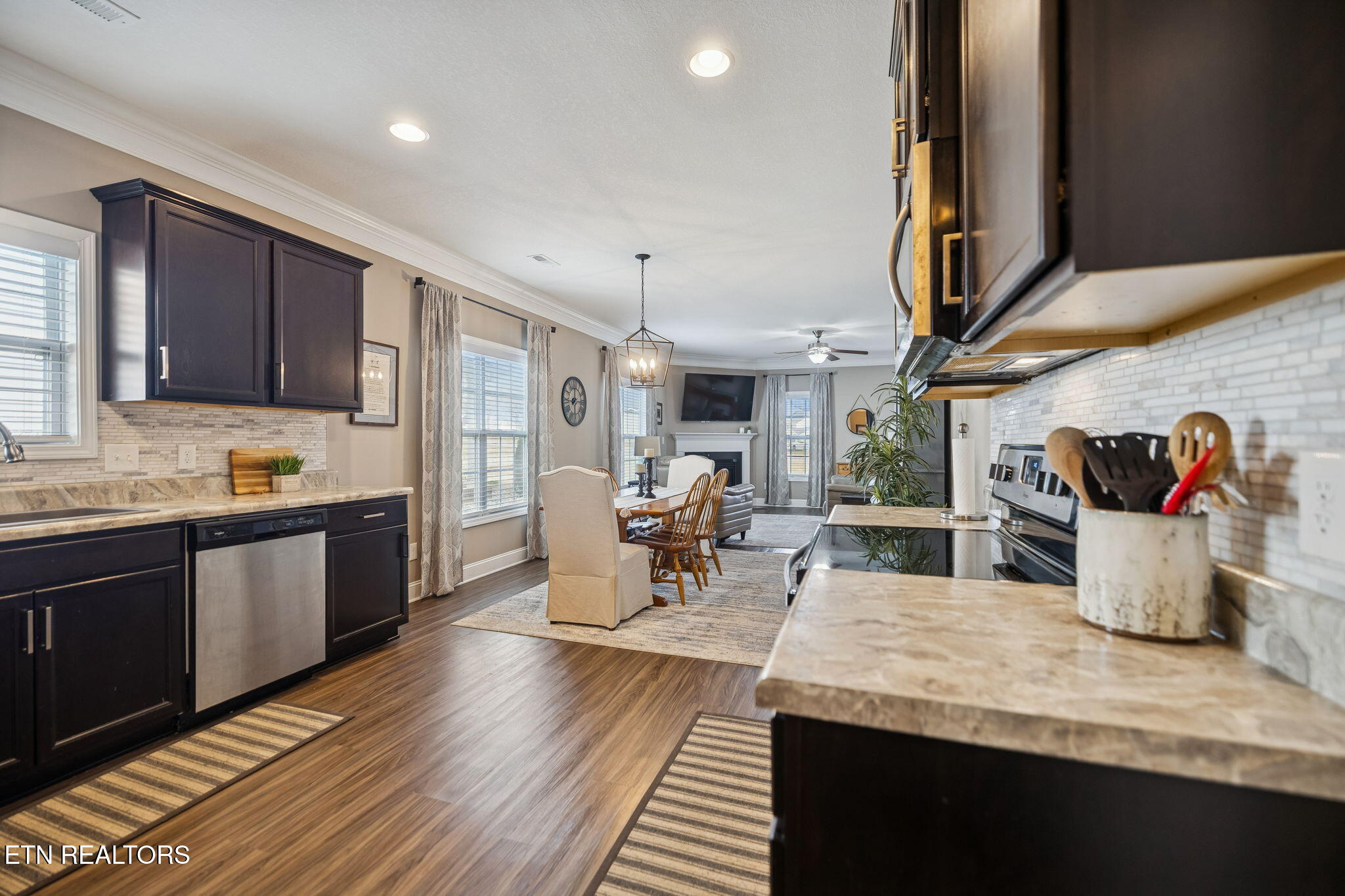 515 Broadberry Avenue Oak Ridge, TN 37830 - Photo 13 of 58 17-515 Broadberry Ave - 035