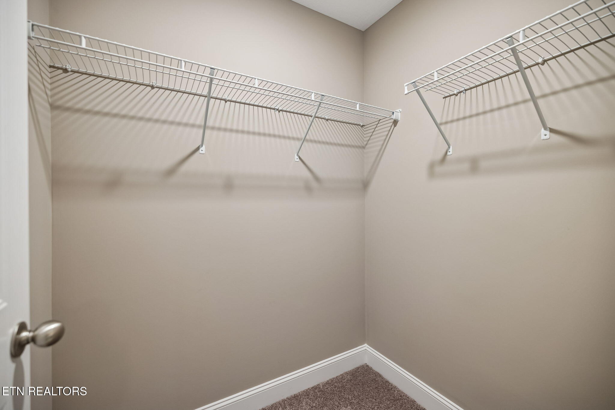 515 Broadberry Avenue Oak Ridge, TN 37830 - Photo 37 of 58 45-515 Broadberry Ave - 020