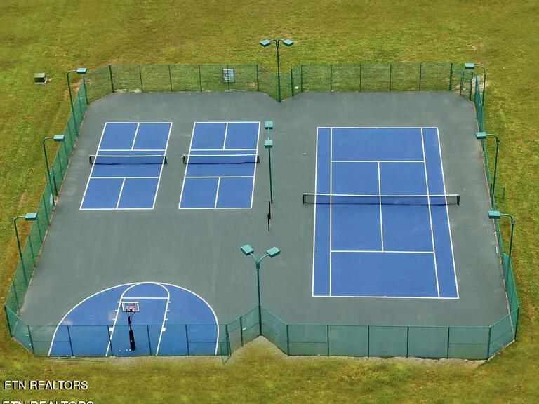 515 Broadberry Avenue Oak Ridge, TN 37830 - Photo 50 of 58 pc1