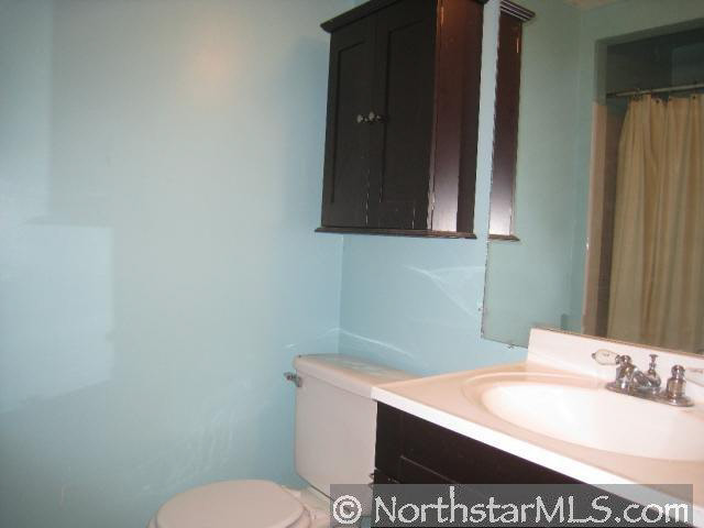 1976 42nd Street Northwest Rochester, MN 55901 - Photo 7 of 10
