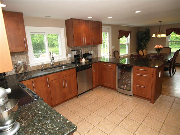 233 Wattaquadock Hill Road Bolton, MA 01740 - Photo 4 of 17 Gallery Image 4
