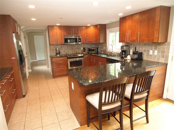 233 Wattaquadock Hill Road Bolton, MA 01740 - Photo 6 of 17 Gallery Image 6