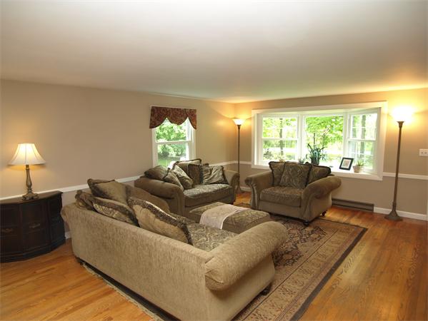 233 Wattaquadock Hill Road Bolton, MA 01740 - Photo 8 of 17 Gallery Image 8