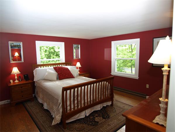 233 Wattaquadock Hill Road Bolton, MA 01740 - Photo 9 of 17 Gallery Image 9