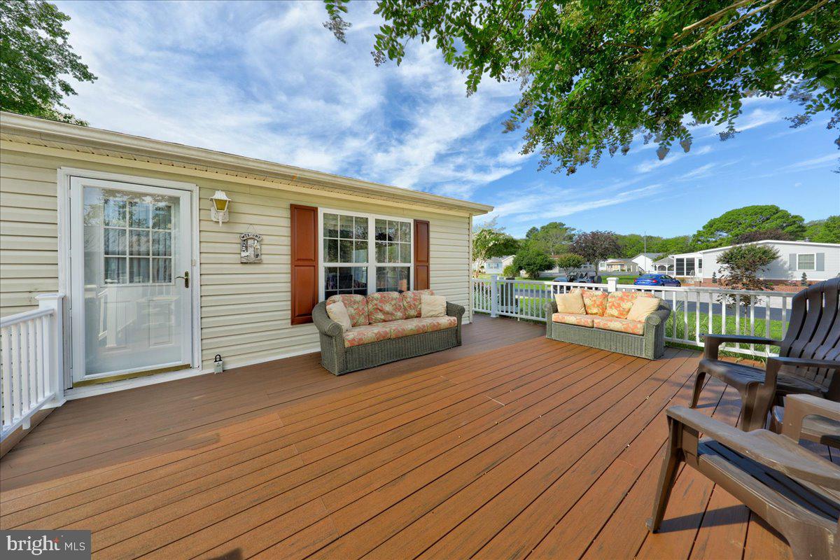 30929 Maplewood Road Ocean View, DE 19970 - Photo 9 of 31 Deck Leading to Front