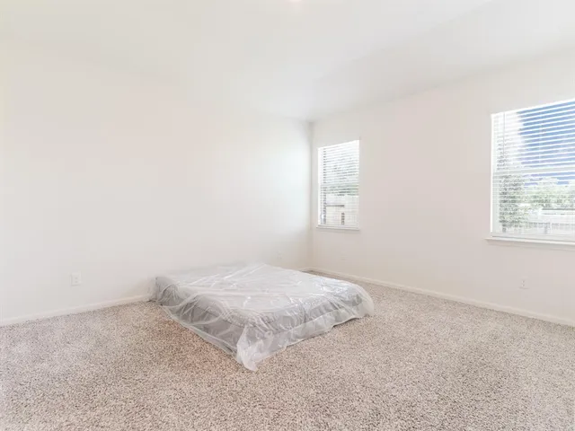 $2,000 | 608 Aqueduct Drive, Seagoville, TX 75159