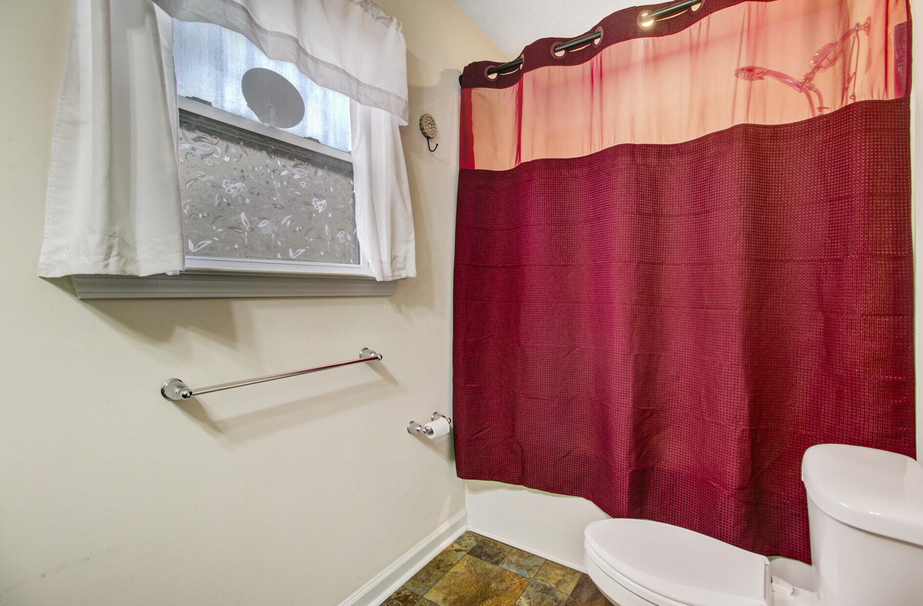 107 Brittondale Road Summerville, SC 29485 - Photo 16 of 28 21_21_mls