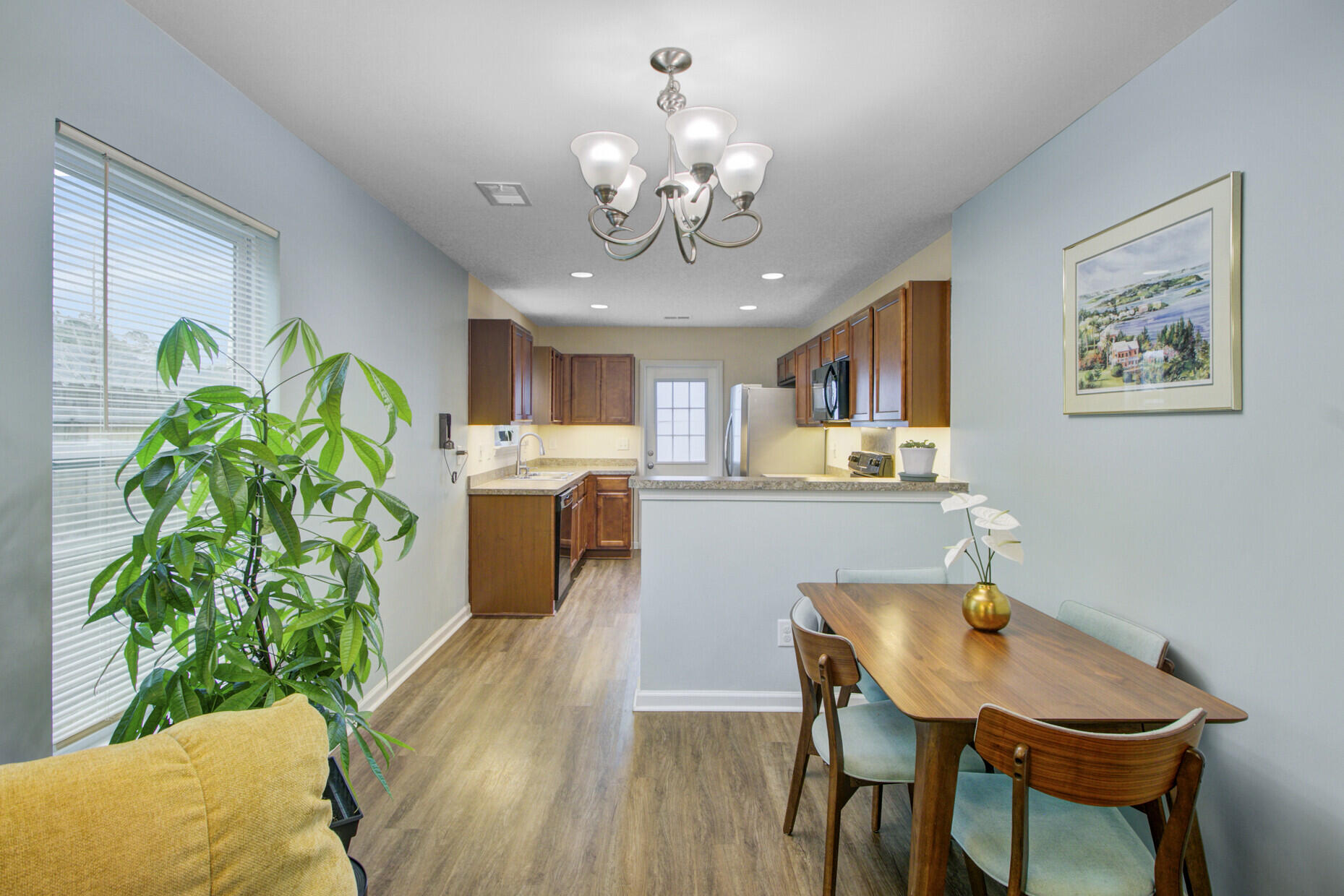 107 Brittondale Road Summerville, SC 29485 - Photo 9 of 28 12_12_mls