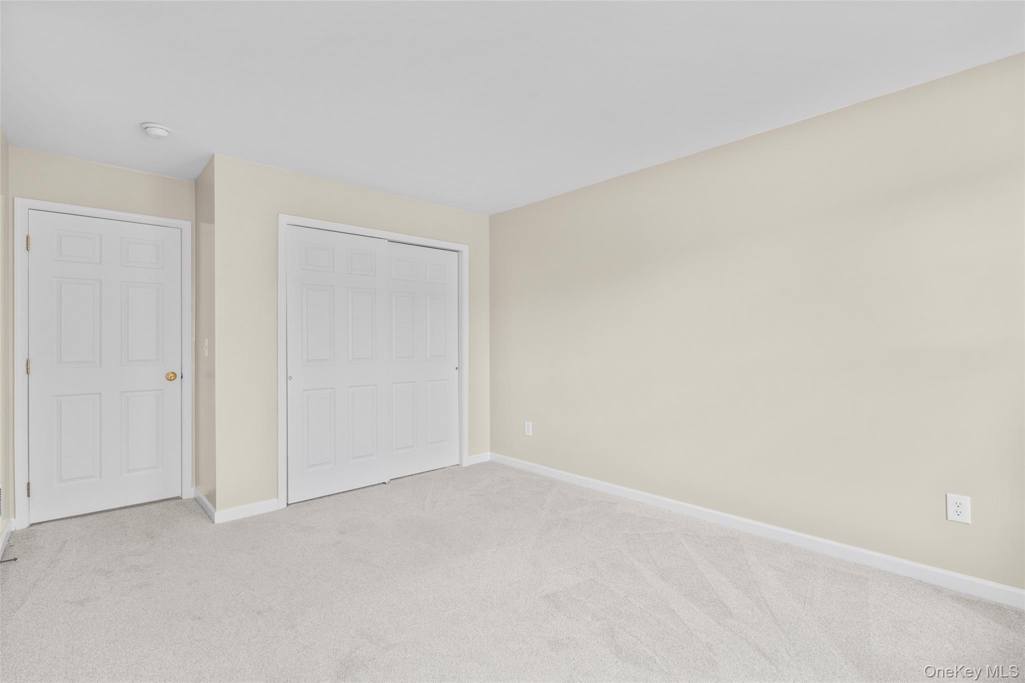 411 Vassar Place Fishkill, NY 12524 - Photo 32 of 39