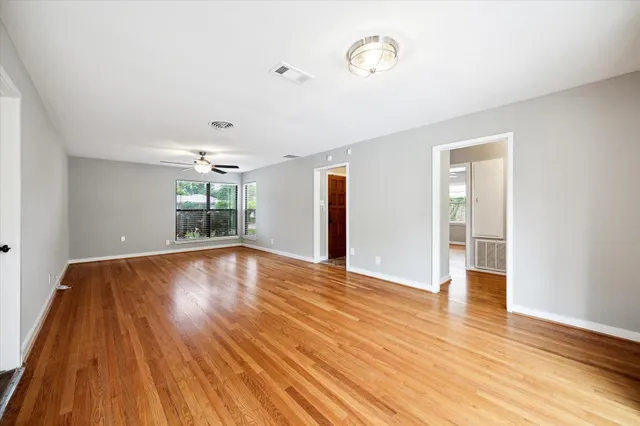 $2,100 | 2009 Sedgie Drive, Houston, TX 77080