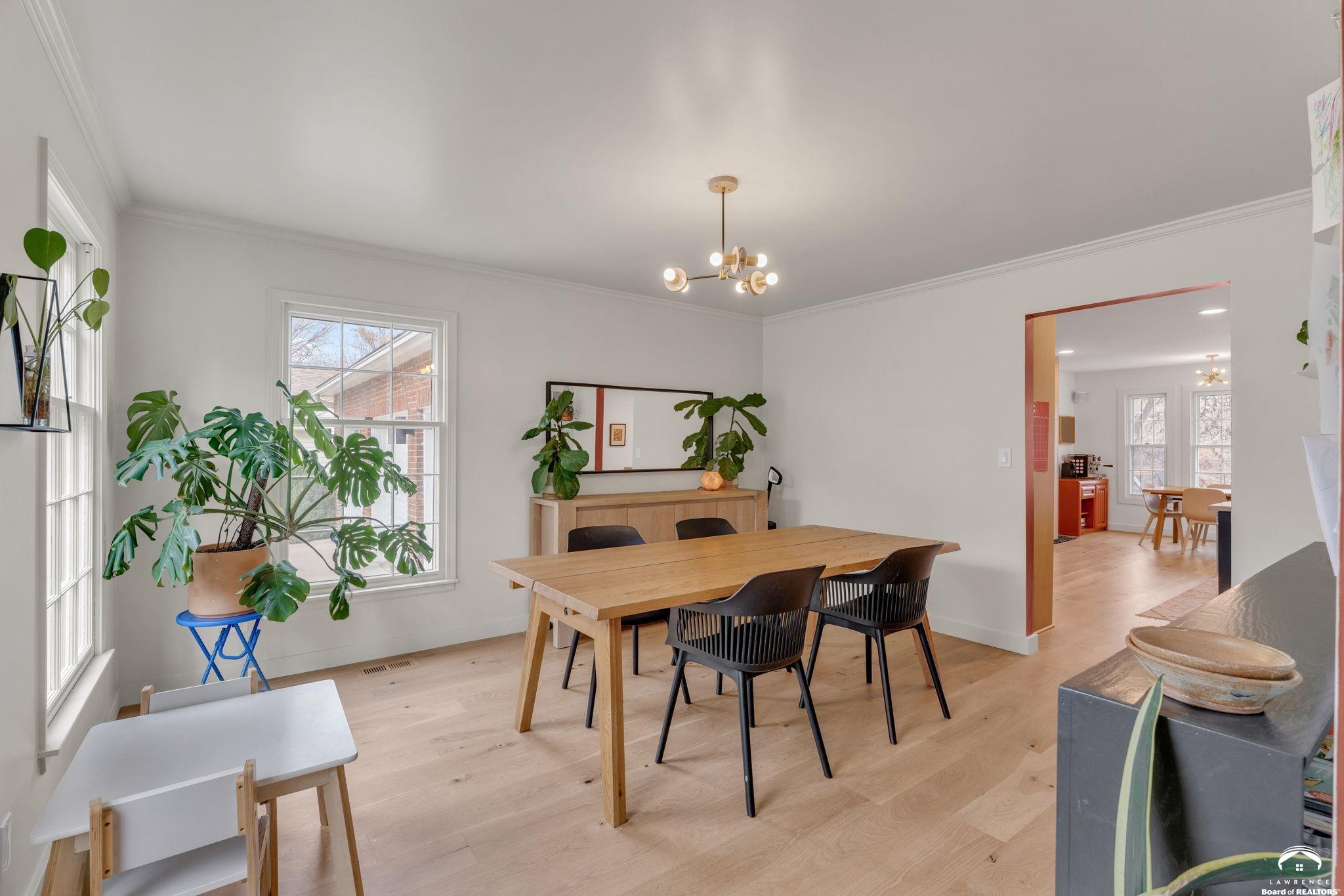 1304 Lawrence Avenue Lawrence, KS 66049 - Photo 12 of 62