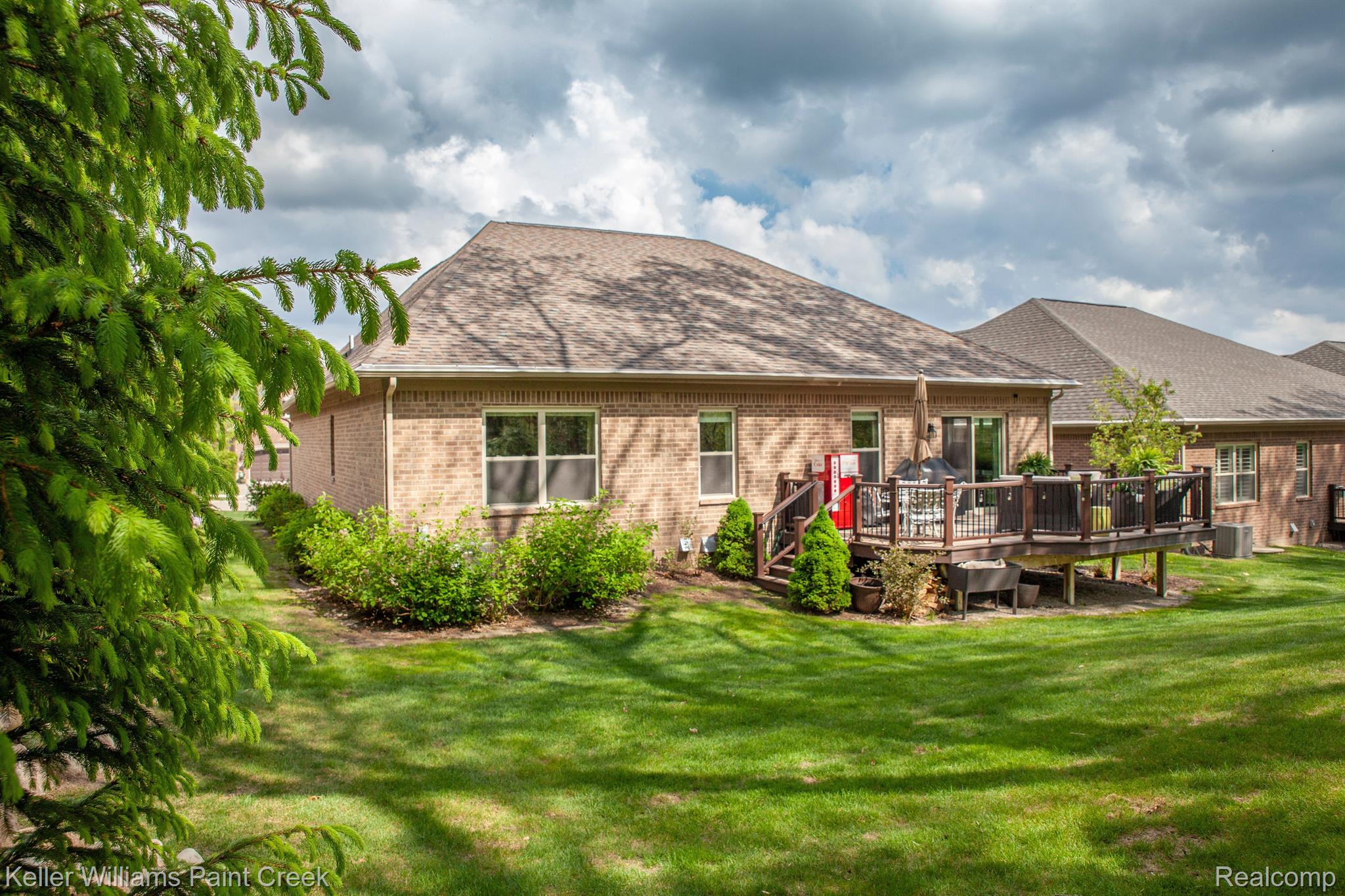 5514 Woodfall Road Clarkston, MI 48348 - Photo 45 of 53 Rear Exterior