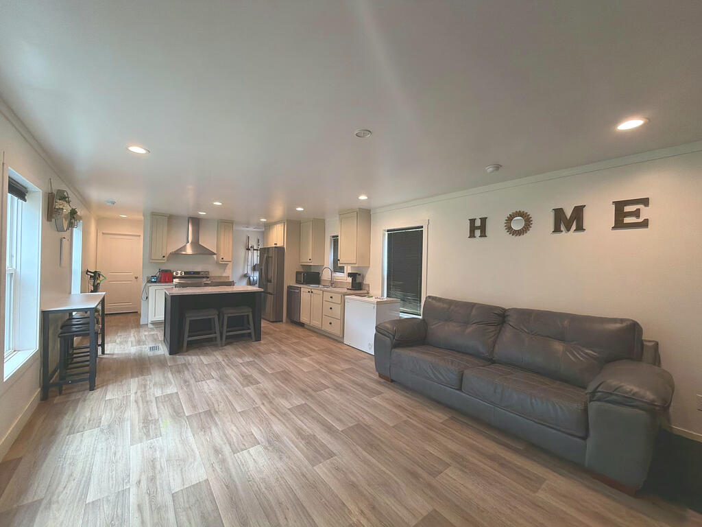 1169 Will Dodd Road Jumping Branch, WV 25969 - Photo 6 of 40 Gallery Image 6