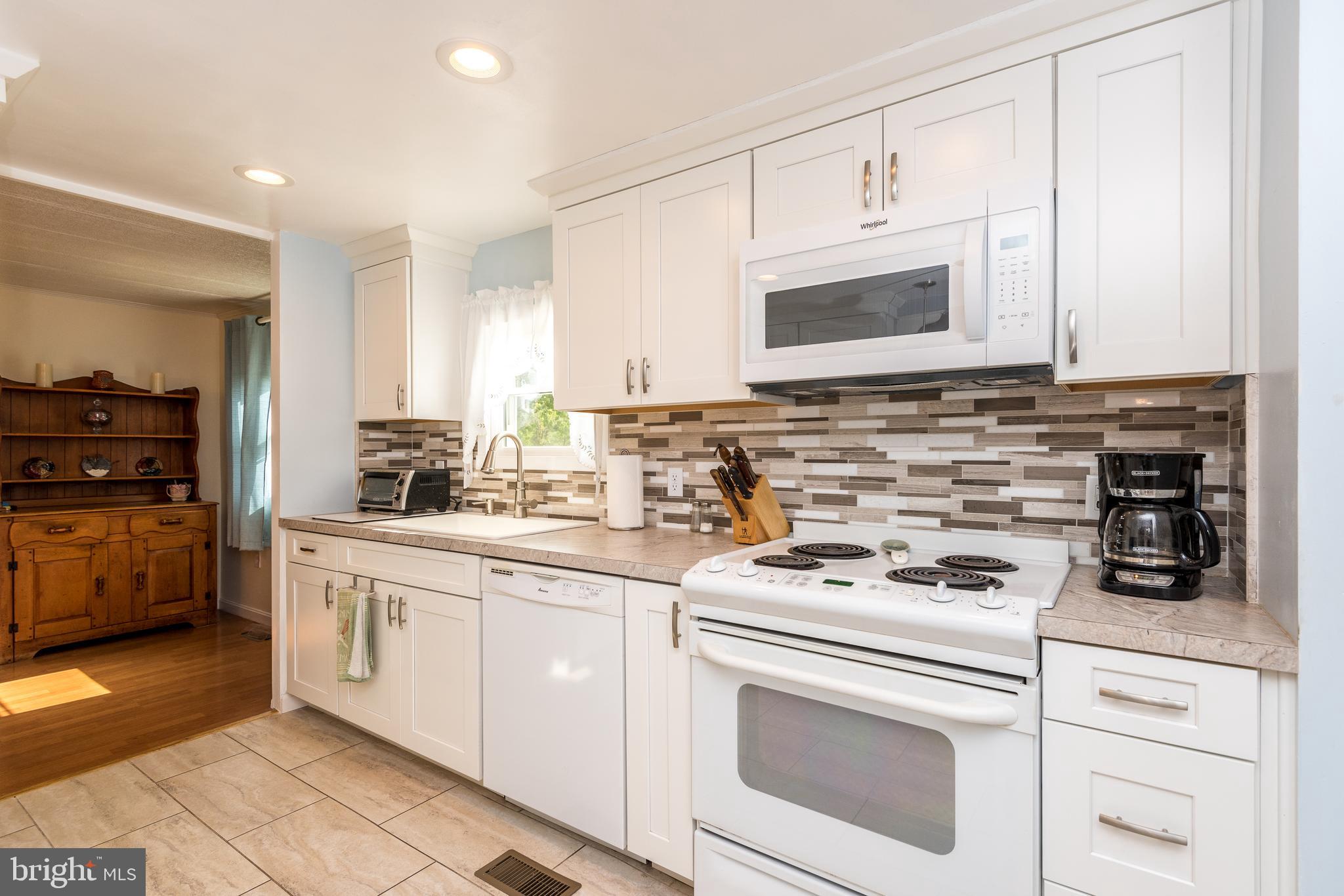 3602 Church Road Perkiomenville, PA 18074 - Photo 4 of 26 New Kitchen w/ Back-splash
