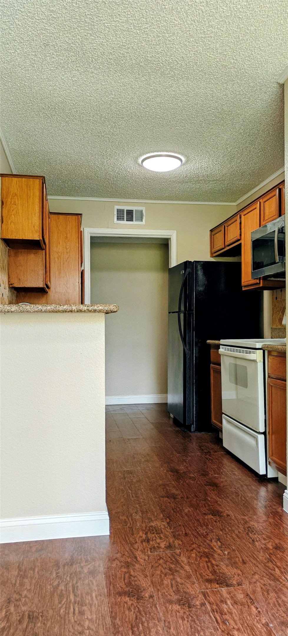 8413 Sands Point Drive Houston, TX 77036 - Photo 7 of 23