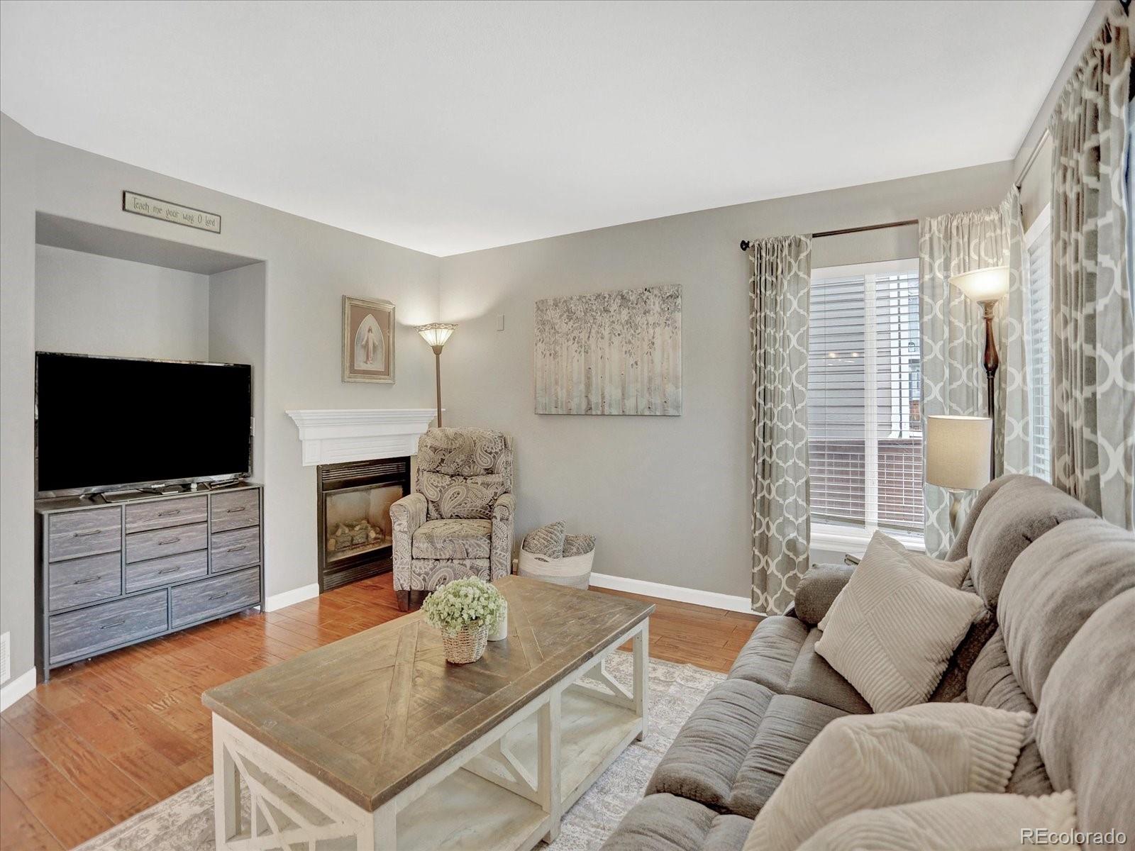9774 Burberry Way Highlands Ranch, CO 80129 - Photo 16 of 43 Gallery Image 16