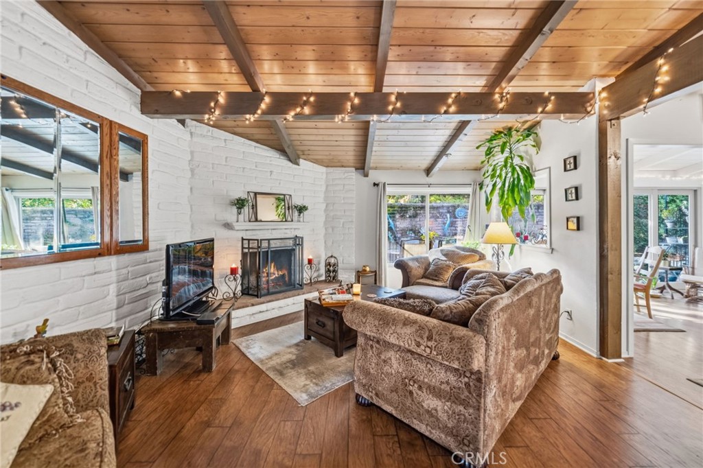 4706 Vía Tala Fallbrook, CA 92028 - Photo 11 of 73 Great room