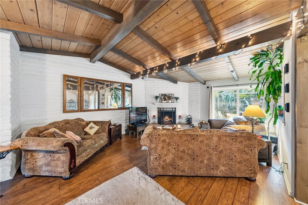 4706 Vía Tala Fallbrook, CA 92028 - Photo 13 of 73 Great room